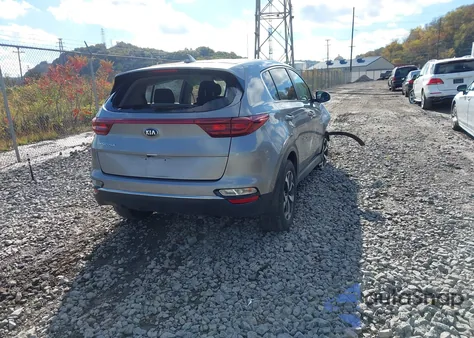 2021 Kia Sportage Lx z USA, uszkodzony, nr VIN KNDPMCAC0M7880028